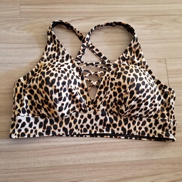 Torrid Wireless XO Triangle Swim Top Bikini Leopard Animal Cheetah Plus 2X $75 - Picture 14 of 16